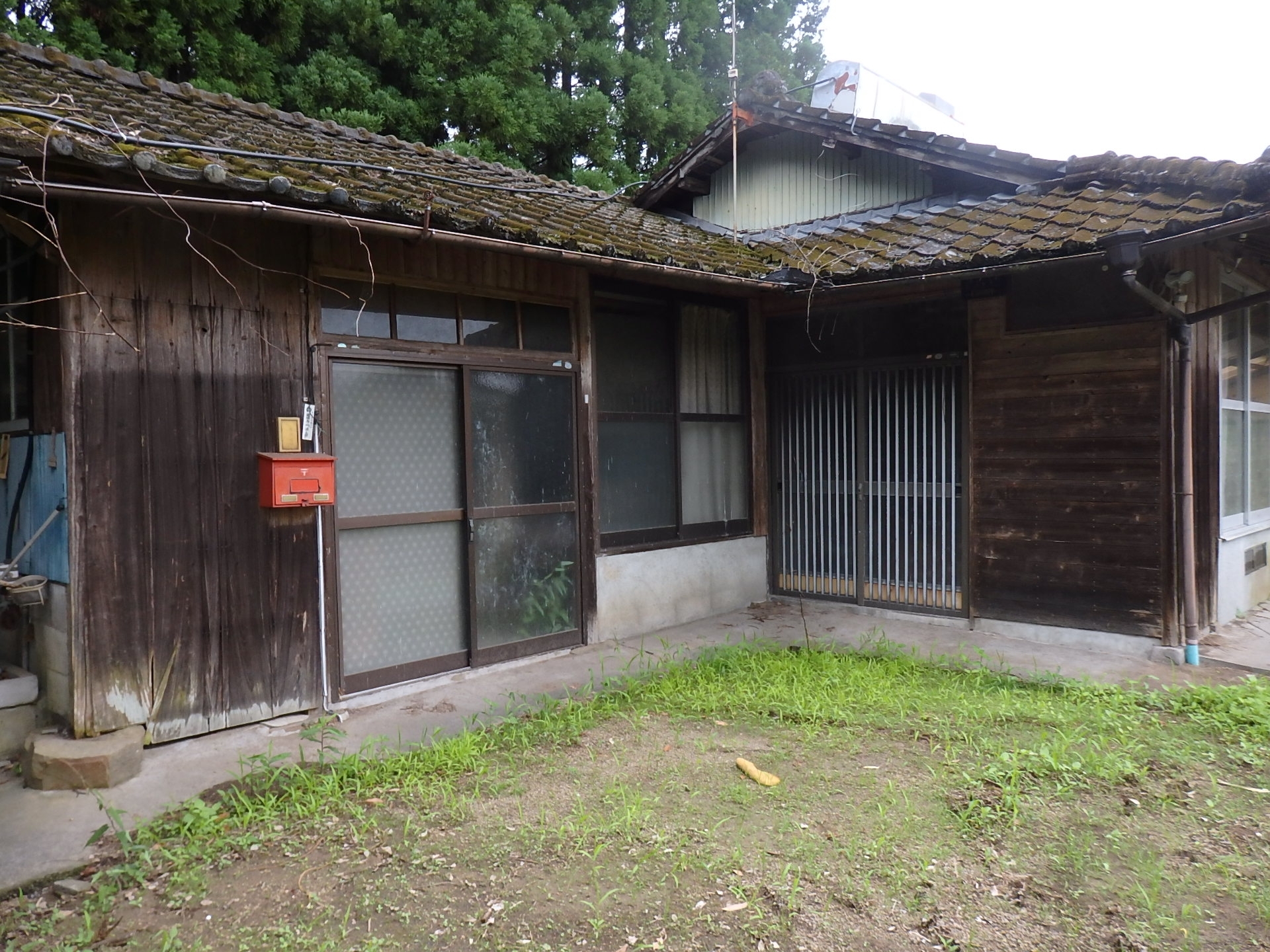 歴史を感じる風格ある外観