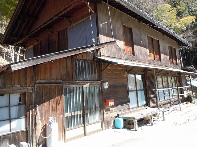 detached 清内路上清内路