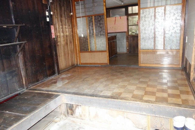 detached 清内路上清内路