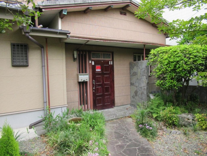 detached 亀川中央町