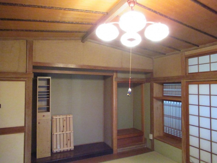 detached 亀川中央町
