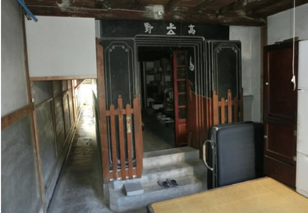 townhouse 両津湊