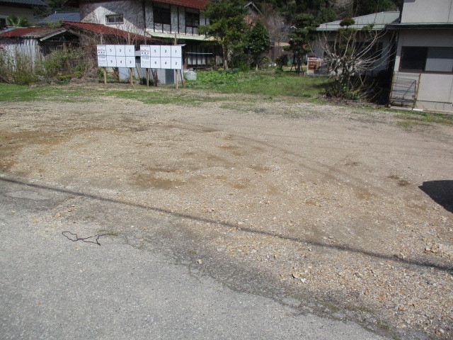 commercial 日高町名色字中筋