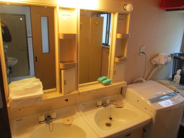 commercial 日高町名色字中筋