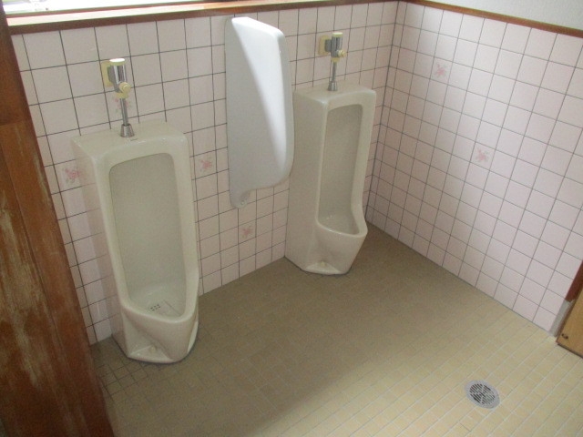 commercial 日高町名色字中筋