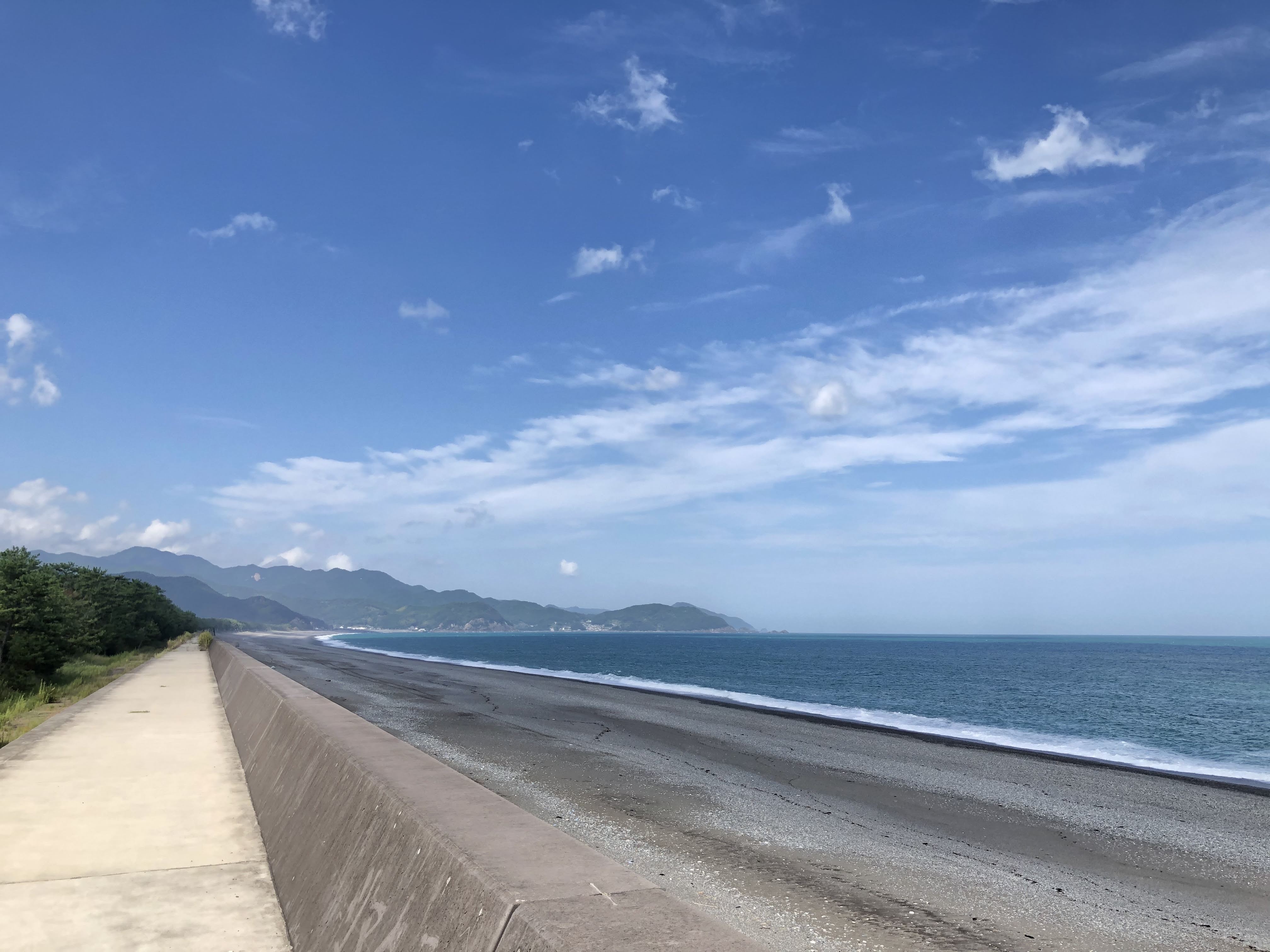 豊浦町の美しい海岸線